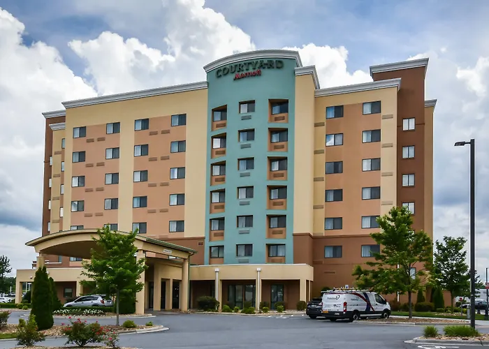 Golf hotels Courtyard Charlotte Concord