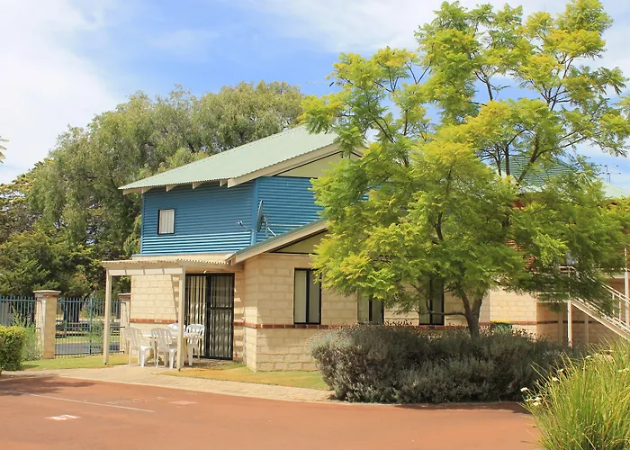 Golf hotel: Amalfi Resort Busselton'S Best Kept Secret