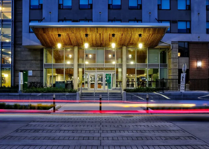 Residence & Conference Centre - West
