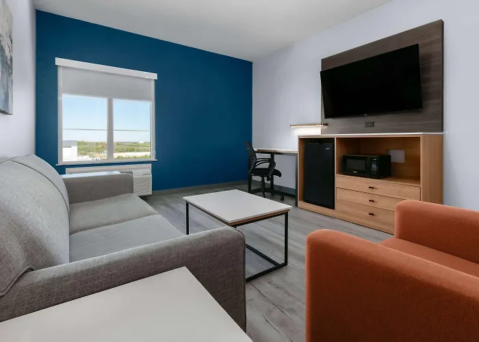La Quinta Inn & Suites By Wyndham Ft Worth-Burleson