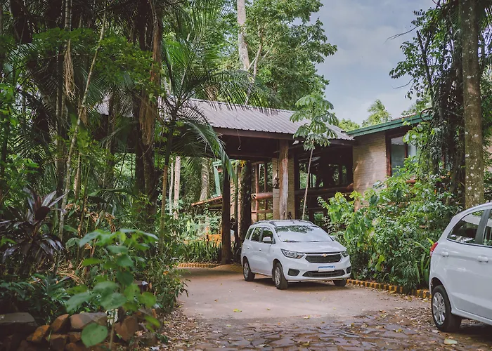 La Aldea De La Selva Lodge