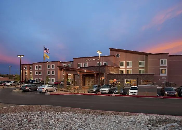 Hotel with Tennis: Hyatt Place Santa Fe