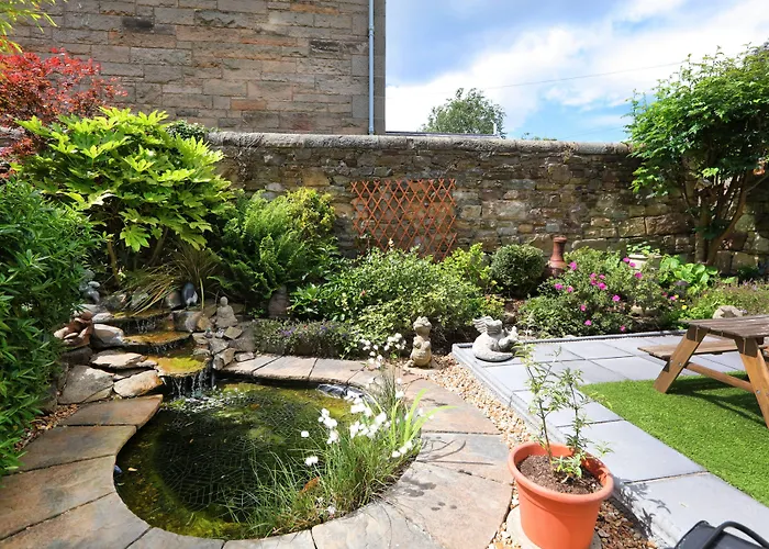 Family Hotel: Lauderville Guest House