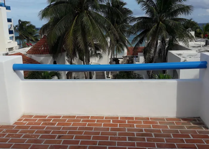 Pelicano Inn Playa Del Carmen - Beachfront