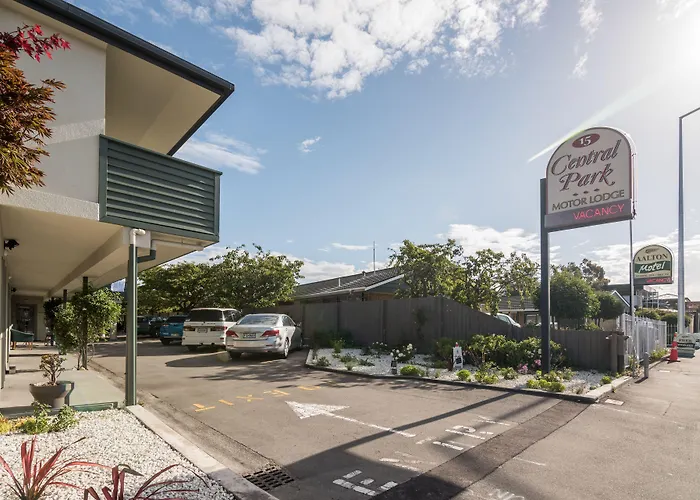 Pet Friendly hotel: Central Park Motor Lodge