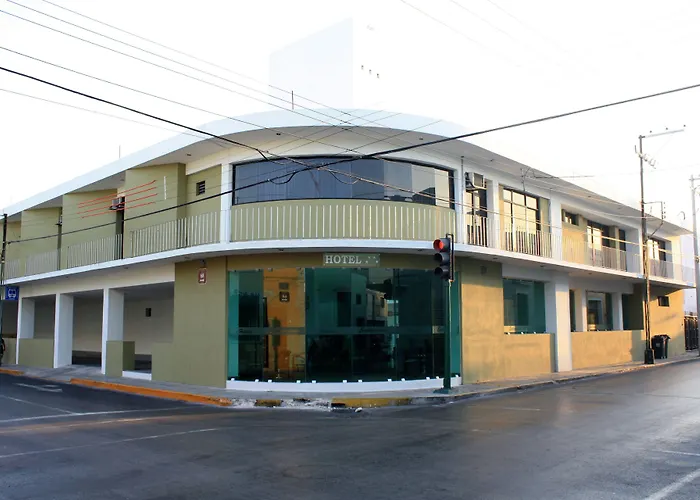 Hotel Embajadores