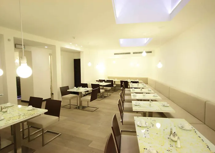 Hotel boutique Apenas: Pure White