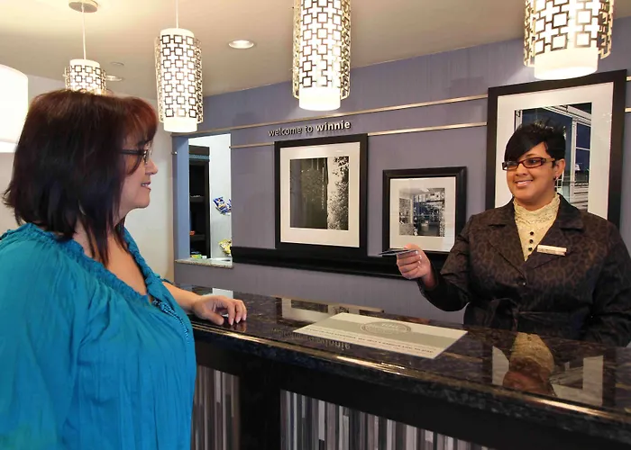 Hampton Inn & Suites Winnie