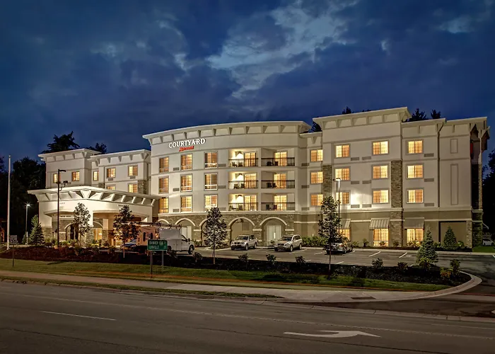 Golf hotel: Courtyard By Marriott Boone