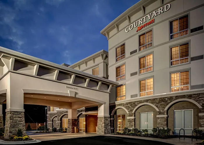 Golf hotels Courtyard By Marriott Boone