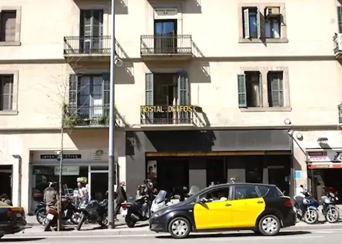 Hotel barato: Hostal Delfos
