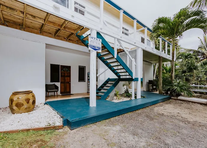 Hotel with view: The Passage Villas
