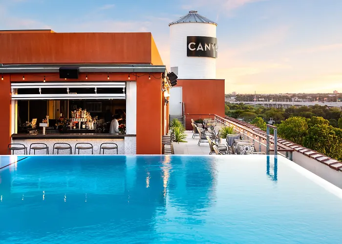 Canvas Hotel Dallas