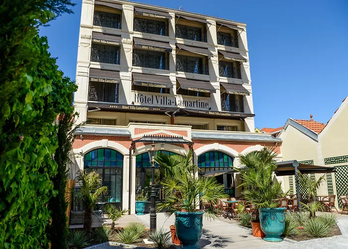 Self Catering: Hôtel Villa-Lamartine