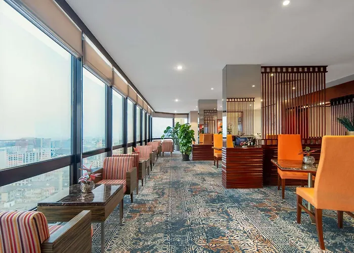 Golf hotel: Peace Hotel Beijing