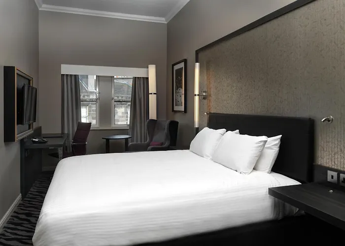 Doubletree By Hilton Edinburgh City Centre