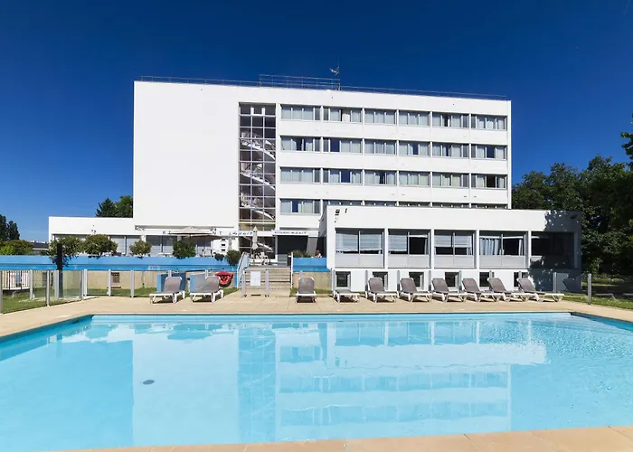 Mercure Macon Bord De Saone