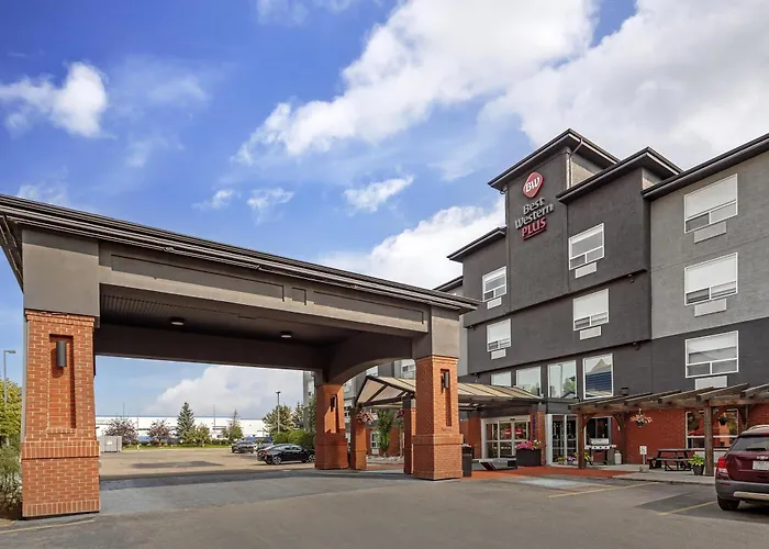 Family resorts Best Western Plus West Edmonton
