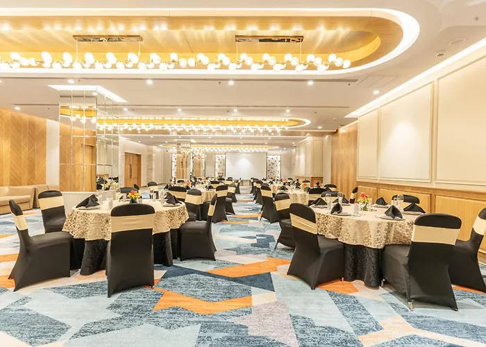 Radisson Hotel Sector 29 Gurugram