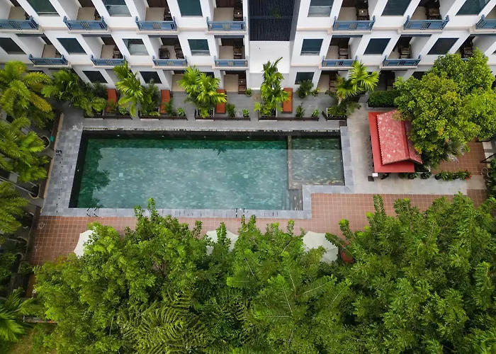 Central hotel: Green Amazon Residence