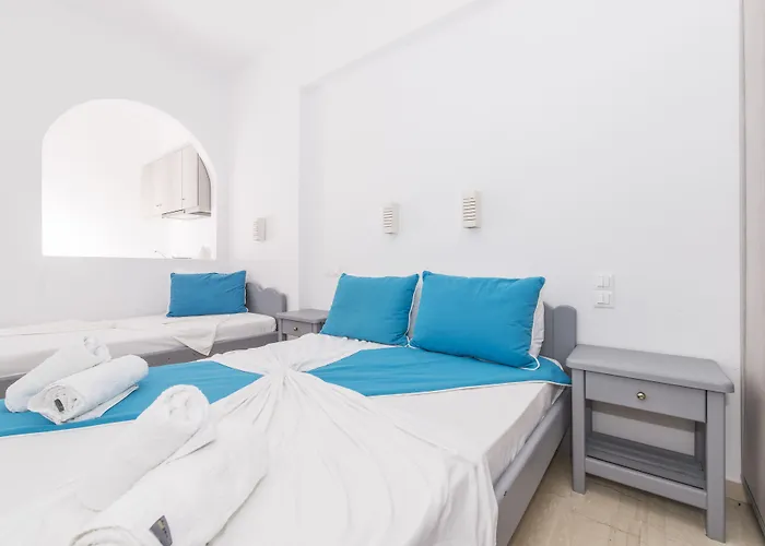 Blue Waves Suites & Apartments