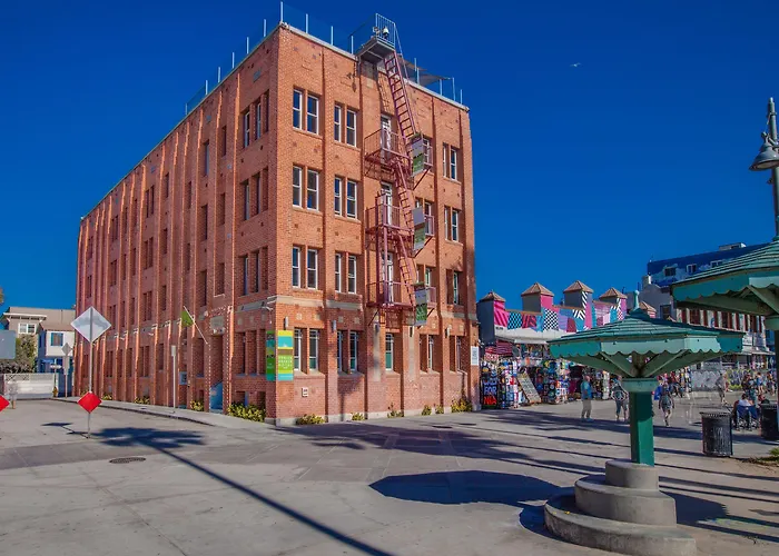 3 star hotels Venice Breeze Suites