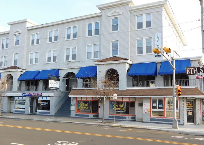 Family Hotel: Blue Water Inn