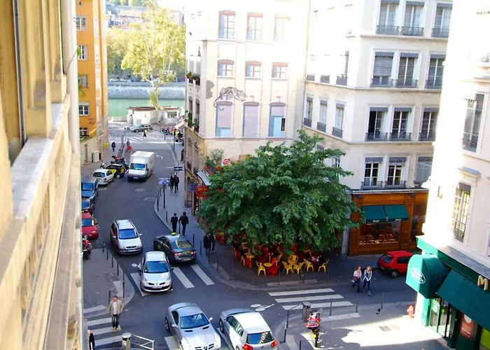 Luchthavenhotel: Hotel de Paris