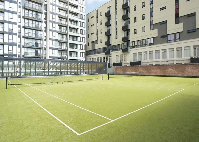 Hotels with tennis Melbourne Short Stay Apartments - Melbourne Cbd
