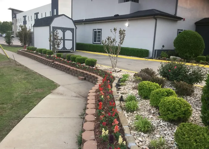 Muskogee Inn And Suites
