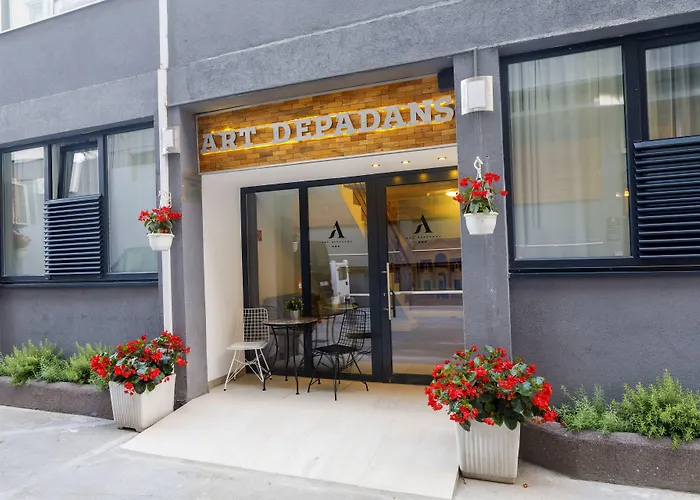 Hotel familiar: Annex Building Of Art Hotel