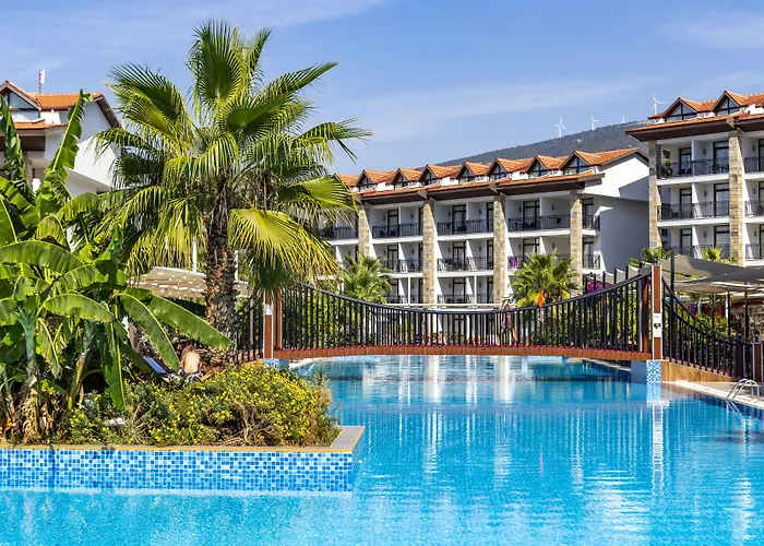 Ramada Resort By Wyndham Akbuk