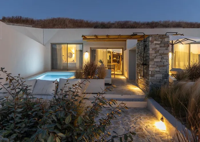 Solus Suites Milos