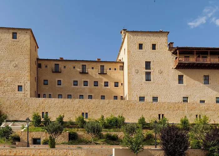 Hotel 5 Estrellas Áurea Convento Capuchinos By Eurostars Company