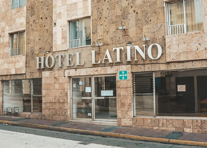 Hôtel bon marché: Hotel Latino