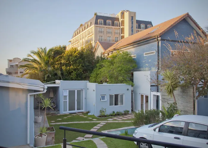 Hotel near College: Atlantic Point Backpackers