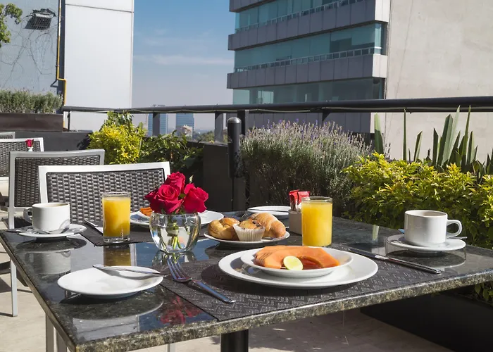 Hotel near College: Alteza Polanco