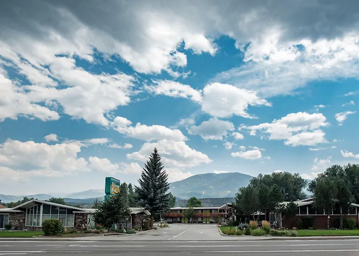 Motel: Silver Ridge Lodge