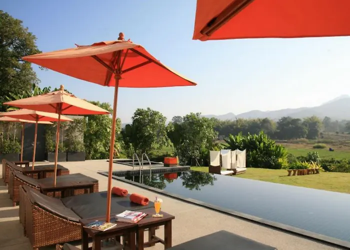 Central hotel: Yoma Hotel, Pai