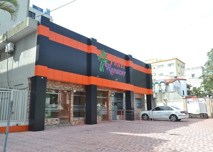 Family Hotel: Hotel Renacer