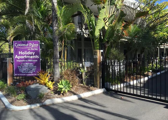 Dog friendly hotels Coconut Palms On The Bay