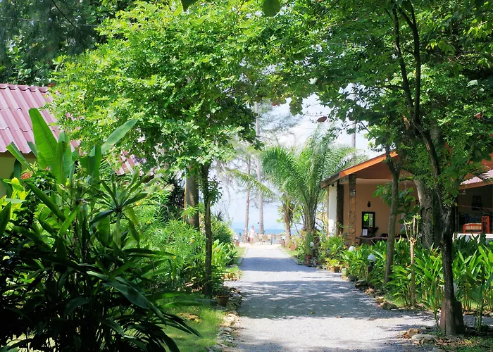 Thai House Beach Resort