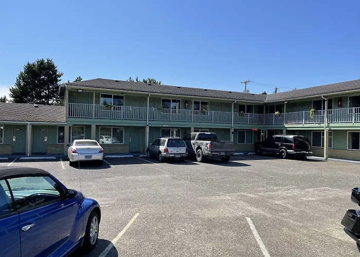 Cheap hotel: Villa West Motel