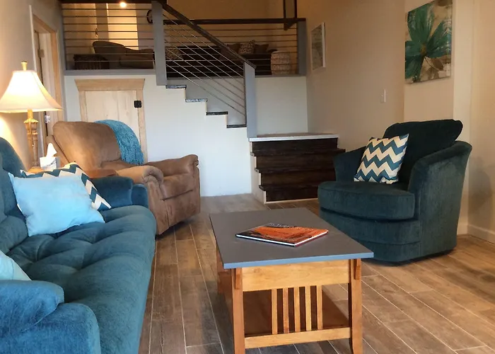 Pictured Rocks Bed And Breakfast