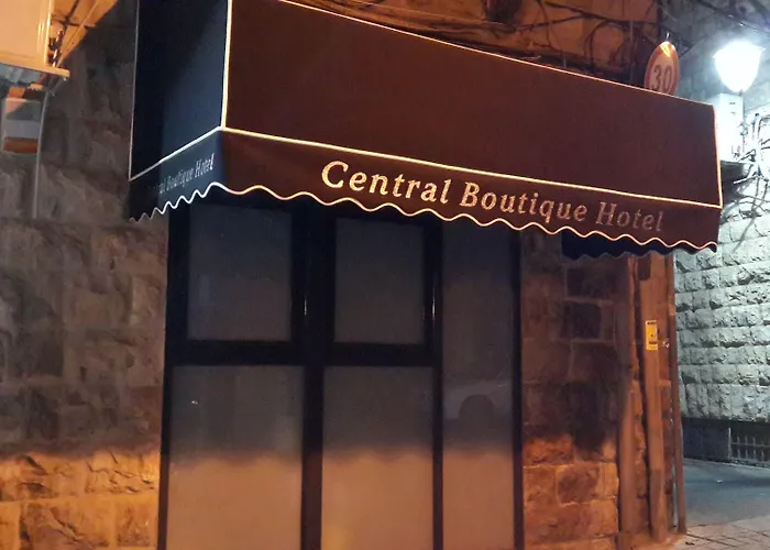  Central Boutique