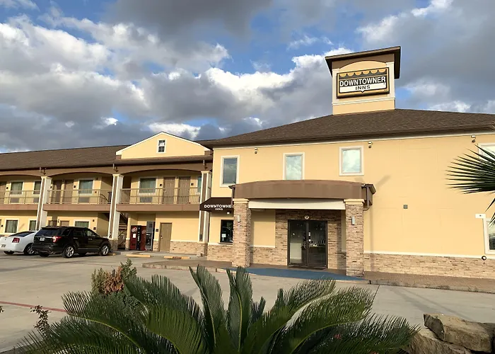 Downtowner Inn