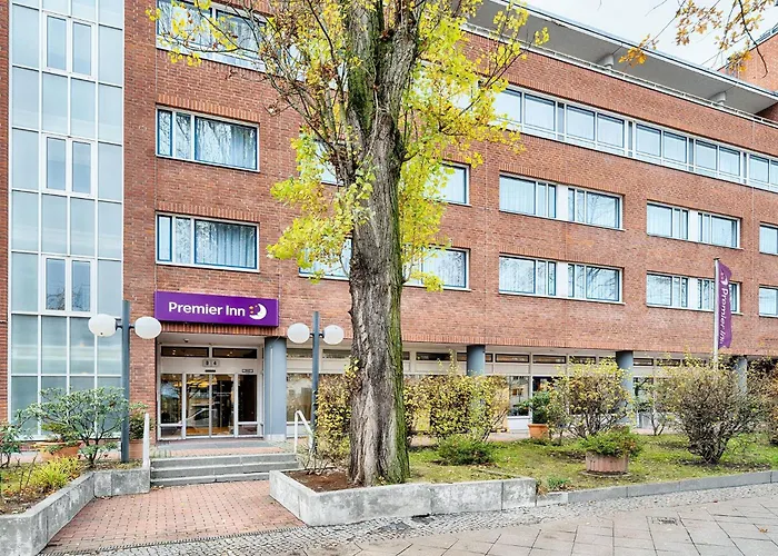 Central hotel: Premier Inn Koeln City Centre
