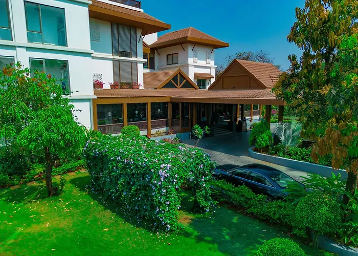 Boutique hotel only: Rhythm Lonavala - An All Suite Resort