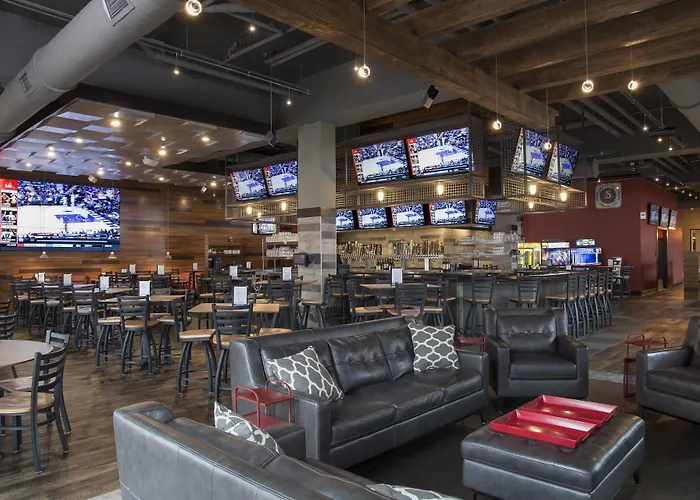 Courtyard By Marriott Holland Downtown