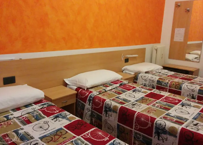 Hotel vicino al College: Adam'S House